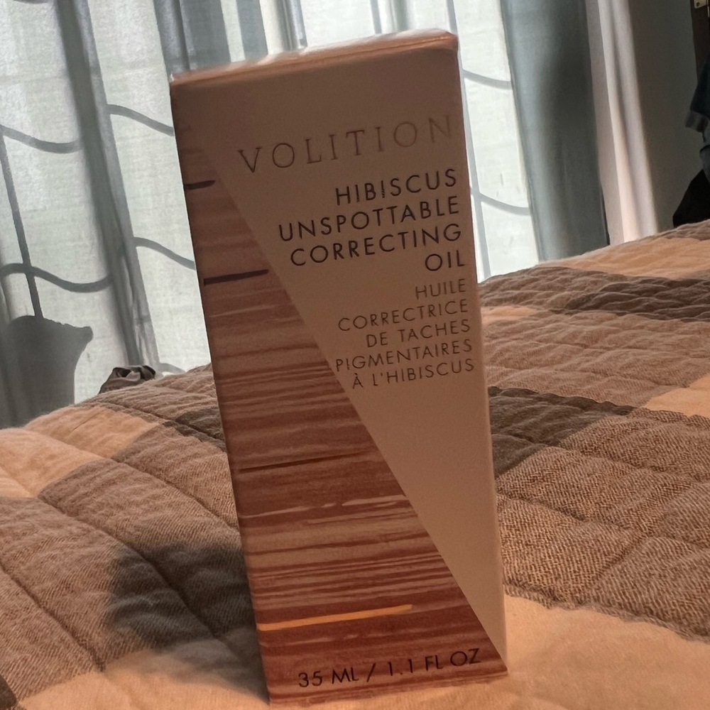 Volition hibiscus unspottable correcting oil